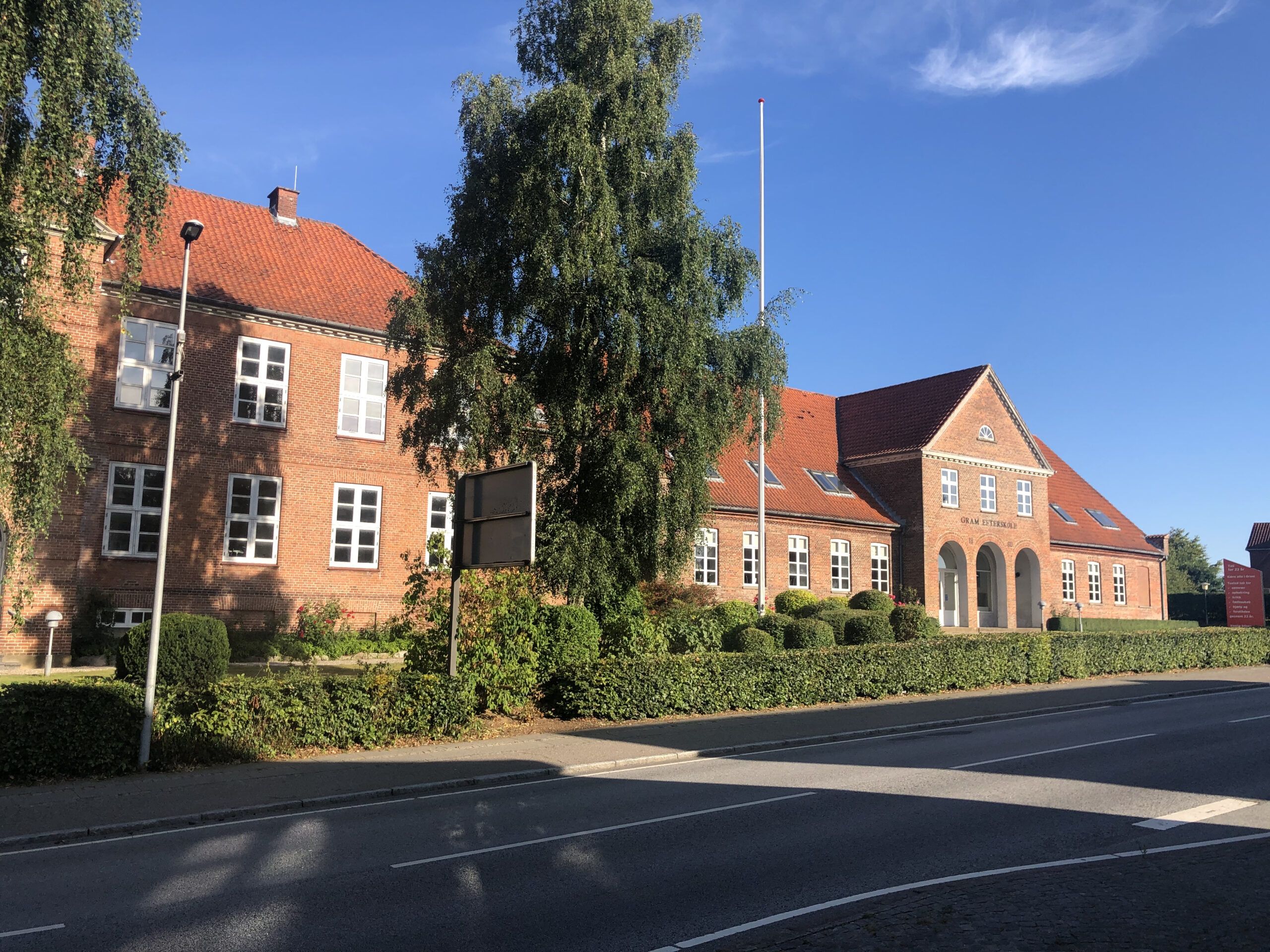 Kontakt Gram Højskole